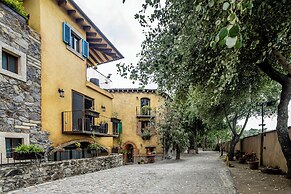 Cipressi Spectacular Italian Tuscan Loft