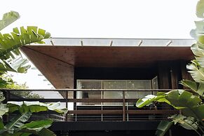 Bannisters Beach House