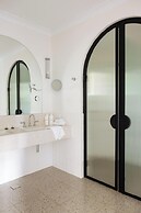 Bannisters Beach House