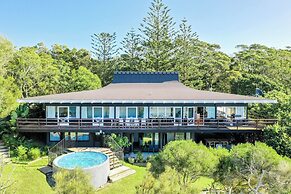 Bannisters Beach House