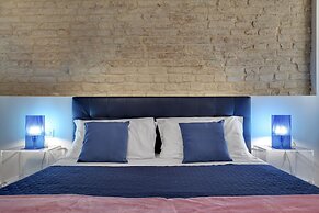 San Marco Promenade by Wonderful Italy