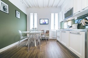 Gold Apartment by Wonderful Italy