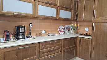 148 Lim- Stay Synergy House