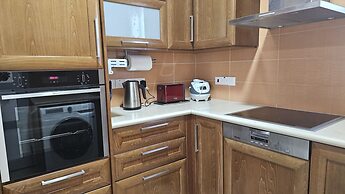 148 Lim- Stay Synergy House