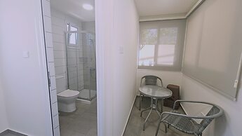 148 Lim- Stay Synergy House