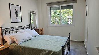 148 Lim- Stay Synergy House