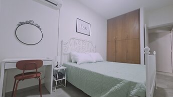 148 Lim- Stay Synergy House