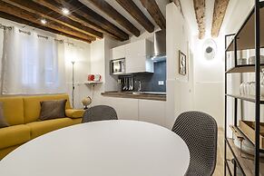 Accademia II by Wonderful Italy