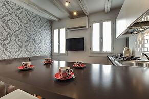 Leon D Oro Apartment by Wonderful Italy