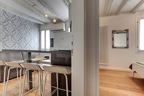 Leon D Oro Apartment by Wonderful Italy