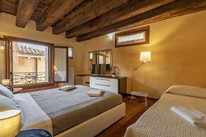 Doge Palace 2 by Wonderful Italy