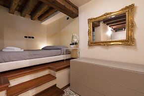 Doge Palace 1 by Wonderful Italy