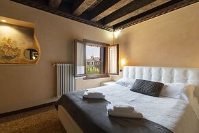 Doge Palace 1 by Wonderful Italy