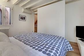 Pozzo Roverso by Wonderful Italy