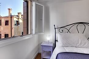 Pozzo Roverso by Wonderful Italy