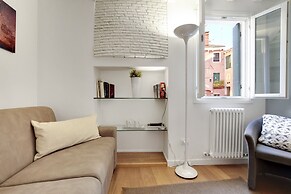 Pozzo Roverso by Wonderful Italy