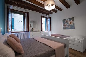 Suite 1241 by Wonderful Italy