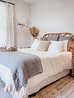 Guesthouse on Girod