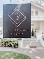 Guesthouse on Girod