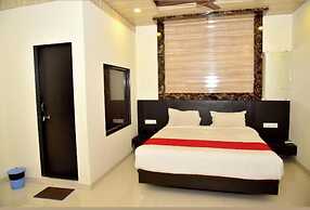 Goroomgo Swapnalok Lonavala