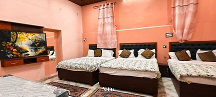 Rudraksha Kashi Inn By GRB