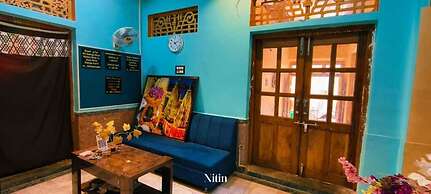 Rudraksha Kashi Inn By GRB