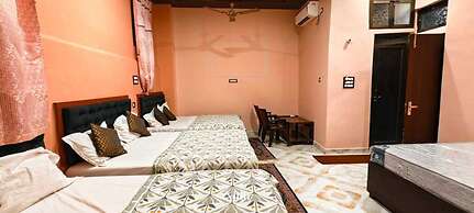 Rudraksha Kashi Inn By GRB