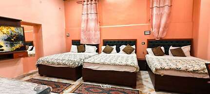 Rudraksha Kashi Inn By GRB