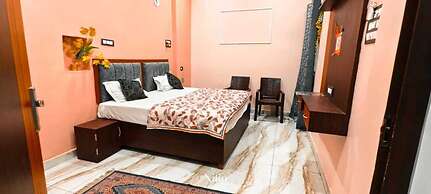 Rudraksha Kashi Inn By GRB