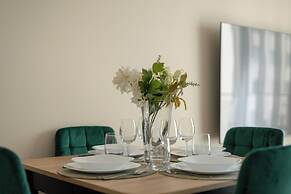 Exceptional Apartment for 6 by Renters