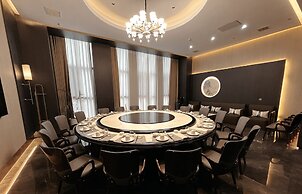 HIGH-TECH NEW YUET INTERNATIONAL HOTEL