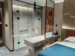 HIGH-TECH NEW YUET INTERNATIONAL HOTEL