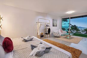 Nariya Bayfront Phuket