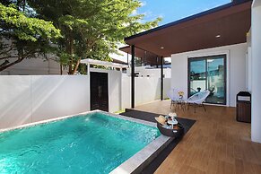 Nariya Bayfront Phuket