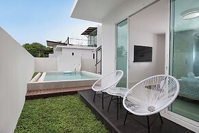 Nariya Bayfront Phuket