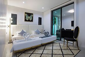 Nariya Bayfront Phuket