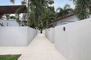 Nariya Bayfront Phuket