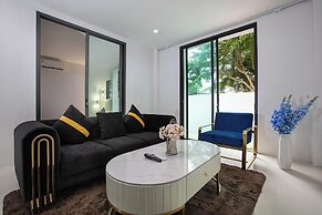 Nariya Bayfront Phuket