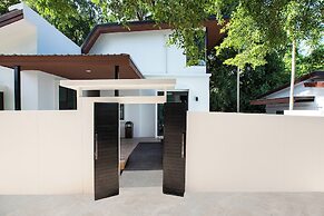 Nariya Bayfront Phuket