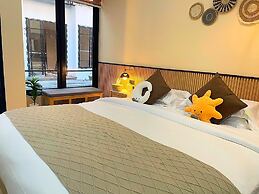 Nariya Bayfront Phuket