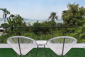 Nariya Bayfront Phuket