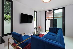 Nariya Bayfront Phuket