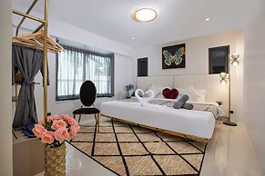 Nariya Bayfront Phuket