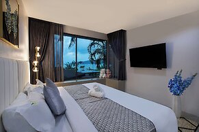 Nariya Bayfront Phuket