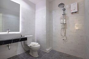 Nariya Bayfront Phuket