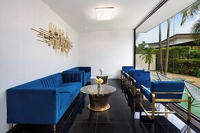 Nariya Bayfront Phuket