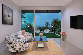 Nariya Bayfront Phuket