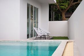 Nariya Bayfront Phuket