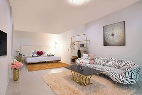 Nariya Bayfront Phuket