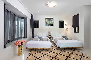 Nariya Bayfront Phuket